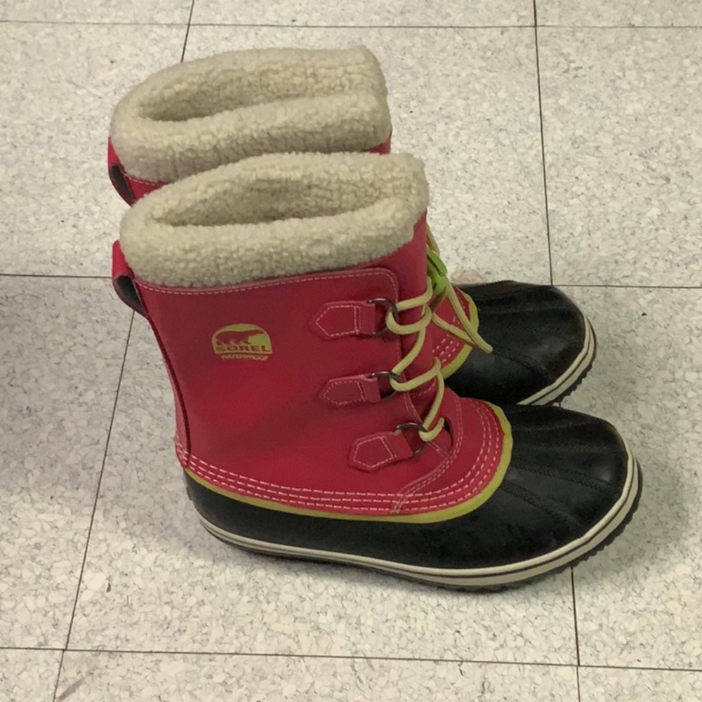 Sorel insulated waterproof Duck Boots. Good condition. Snow, winter, rain. Sz. 7 - Picture 3 of 7